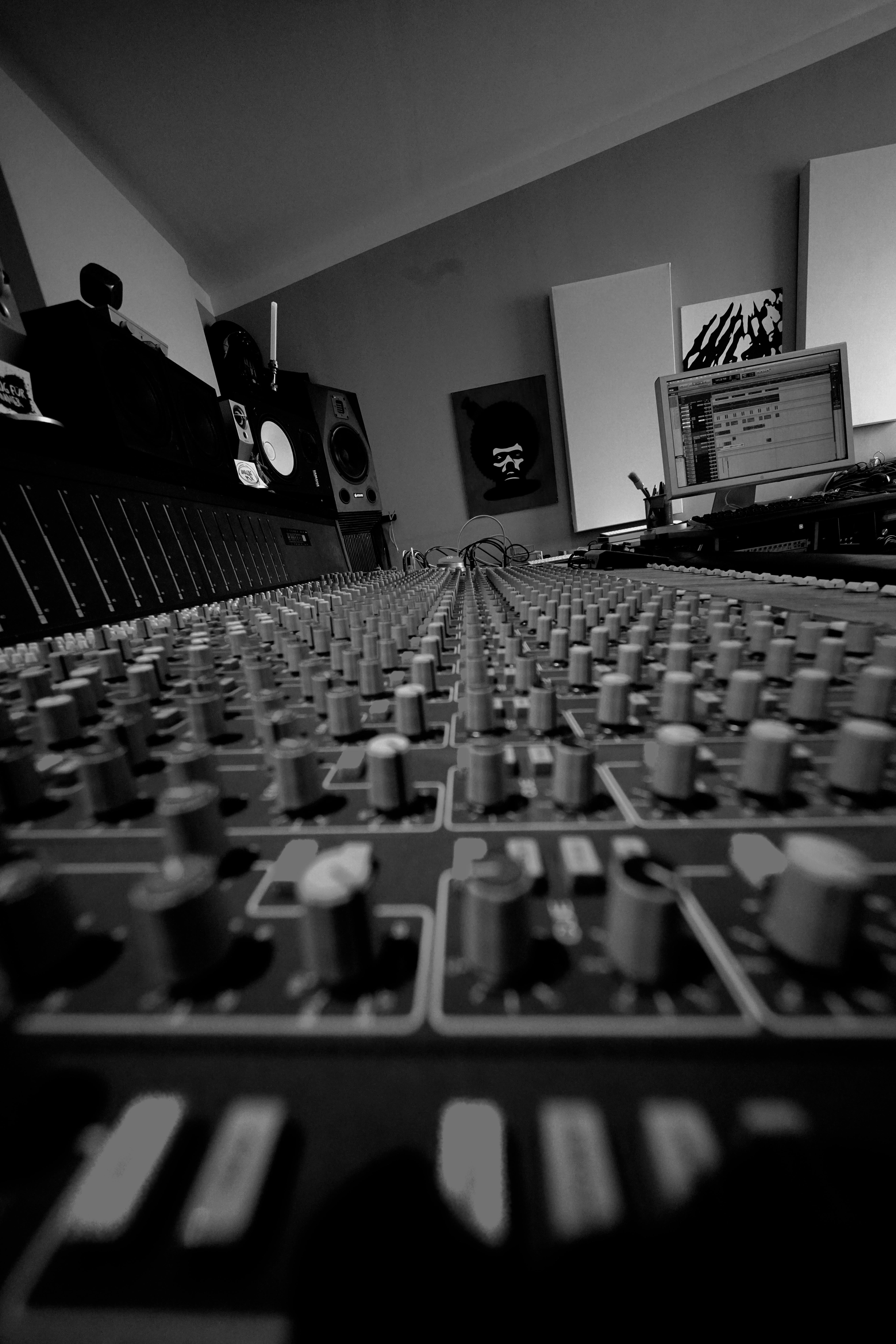 Studio 2 image 7